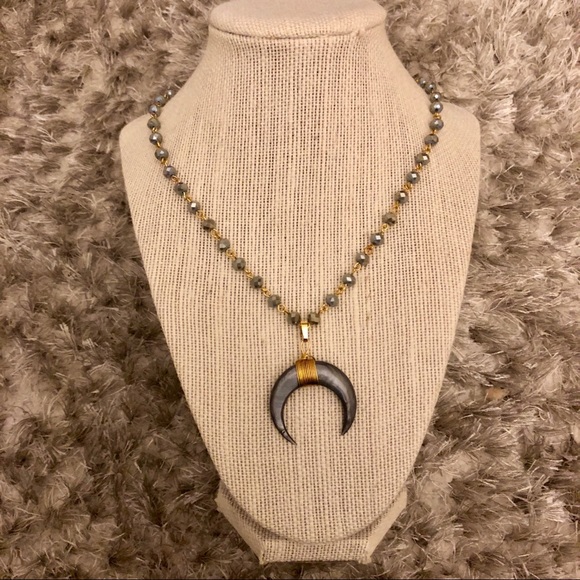 Coastal Charms Jewelry - Silver Horned Crescent Necklace